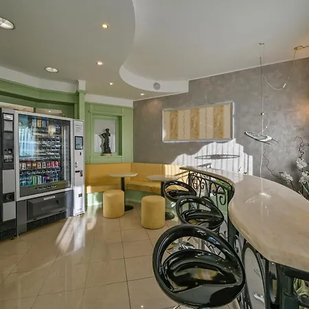 Hotell New Automatic Daniela