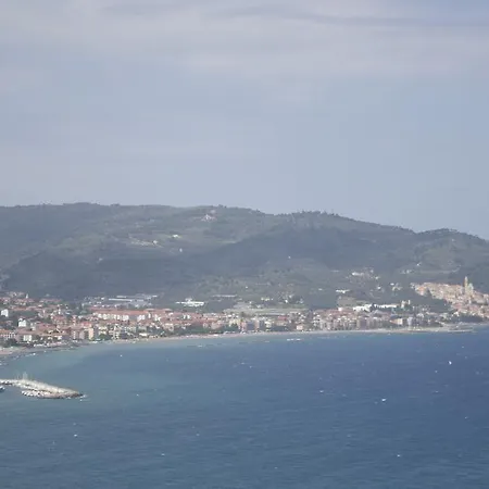 New Automatic Daniela Hotell 3*