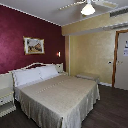 Hotel New Automatic Daniela