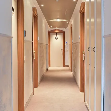 Hotel New Automatic Daniela 3*